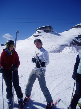 Loserkurs 2005 - Fabi mit Bohrer - 197043.2 Loserkurs 2005 - Fabi mit Bohrer - 197043.2